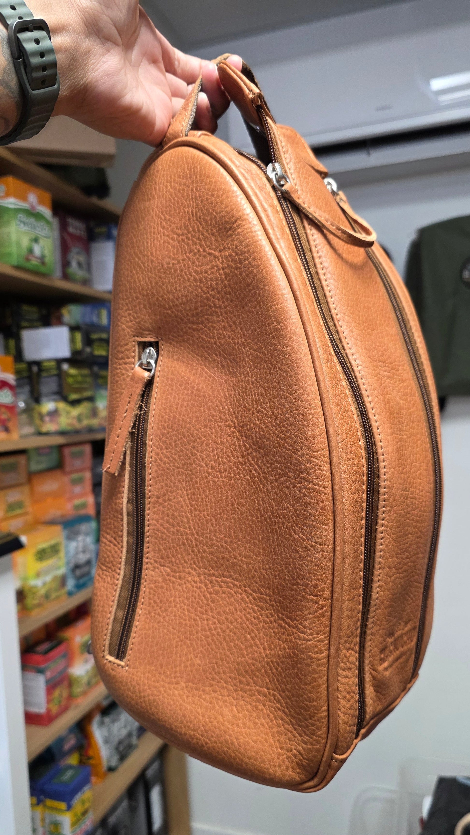 Matera Gaucho cuir camel avec sangle thermos et poche bombilla