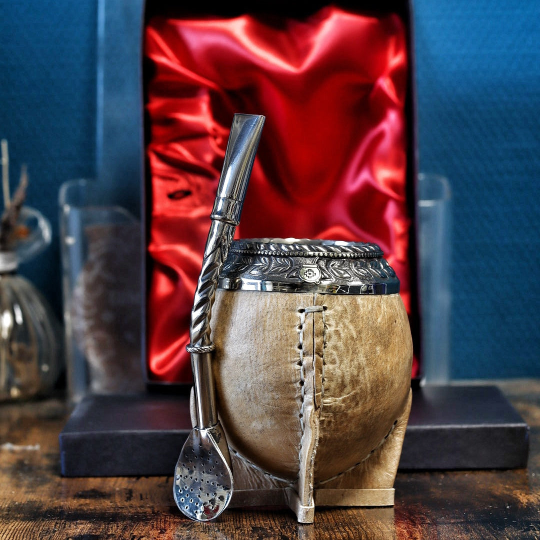 Mate torpedo impérial cuir cru couture main visible bombilla Pico de Loro pieds métalliques coffret rouge