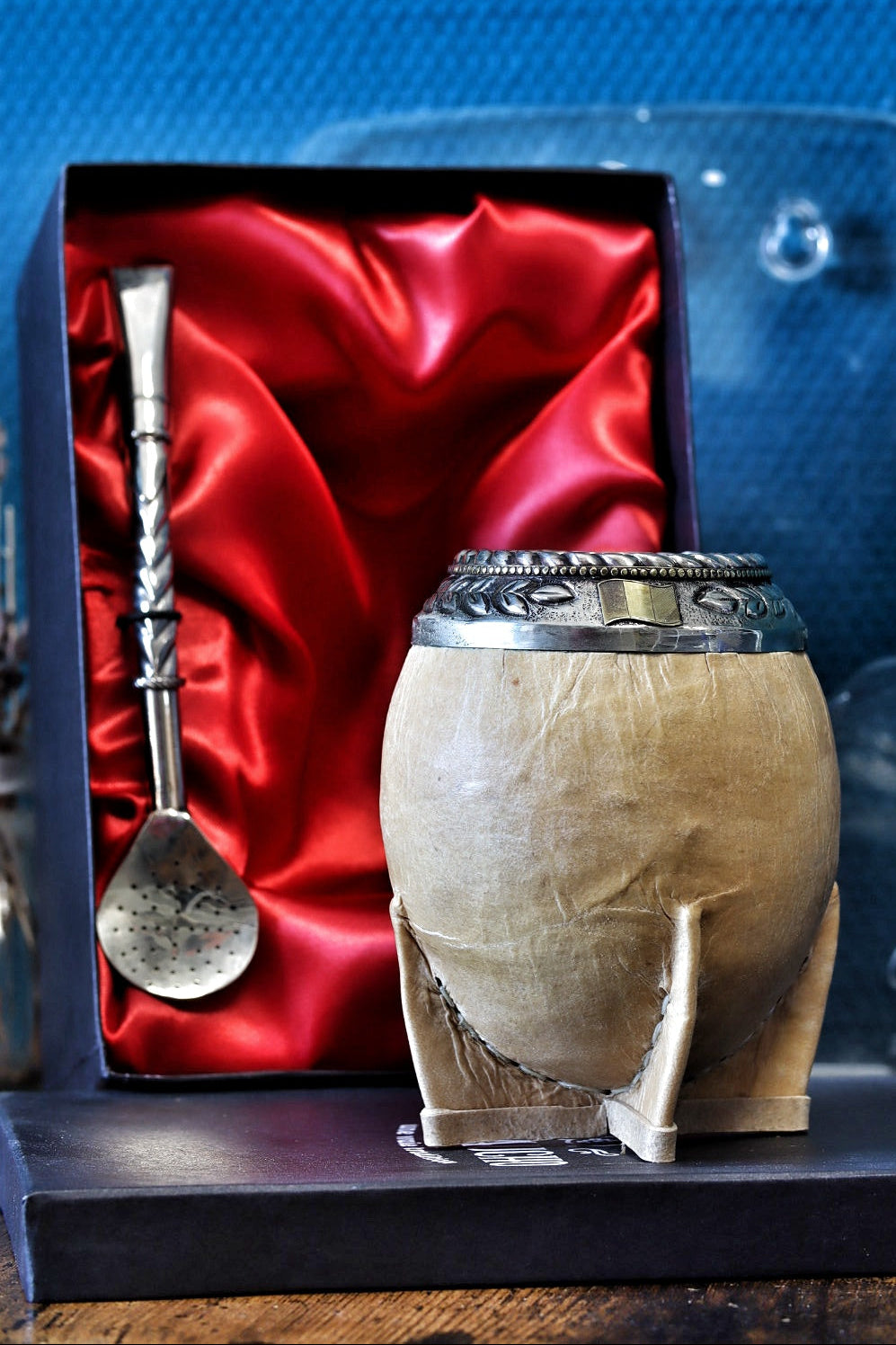 Mate torpedo impérial édition France cuir brut avec bombillón coffret satin rouge exemplaire 4
