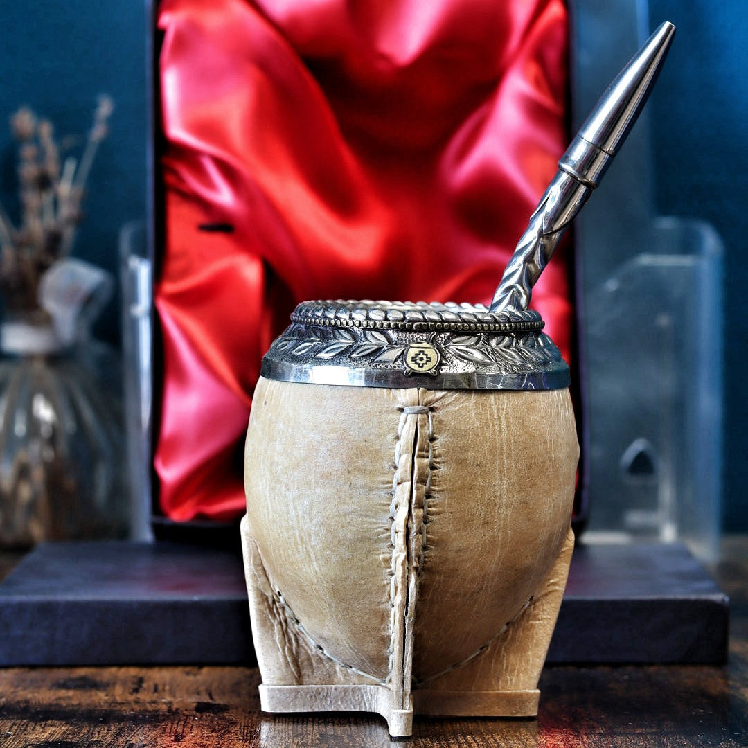 Mate torpedo impérial cuir brut édition France avec bombilla coffret ouvert exemplaire 9

