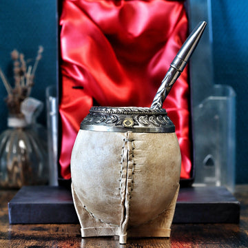 Mate torpedo impérial édition France cuir brut avec bombillón coffret satin rouge exemplaire 8
