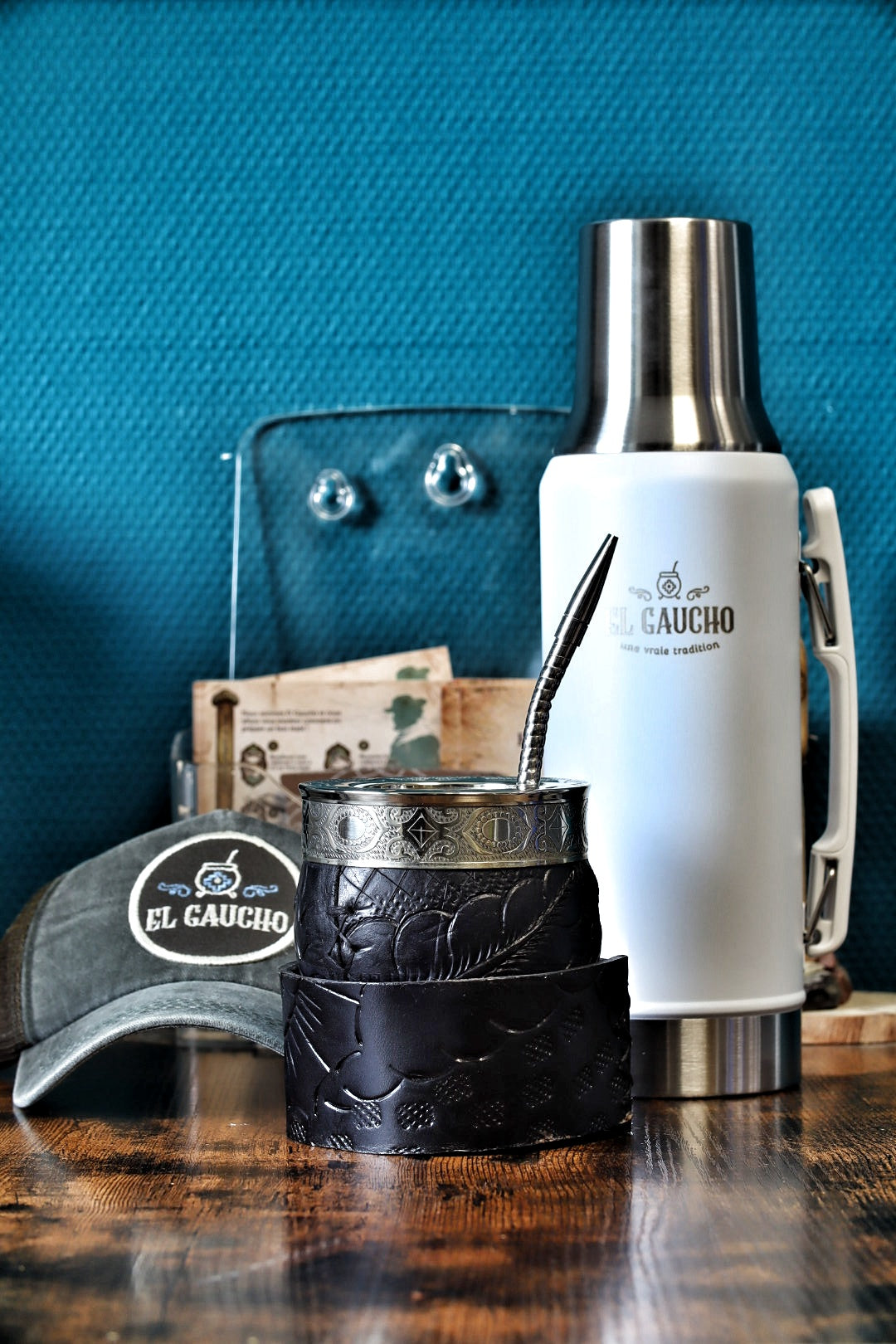 Combo Maté Impérial Ligne Abstraite avec Thermo Gaucho blanc 1L, coffret maté artisanal d'Argentine