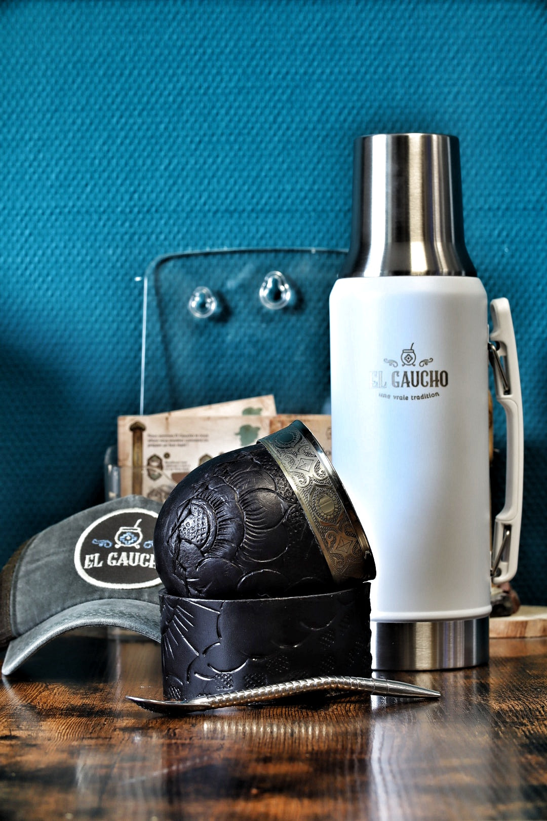 Combo Maté Impérial Ligne Abstraite avec Thermo Gaucho blanc 1L, coffret maté artisanal d'Argentine