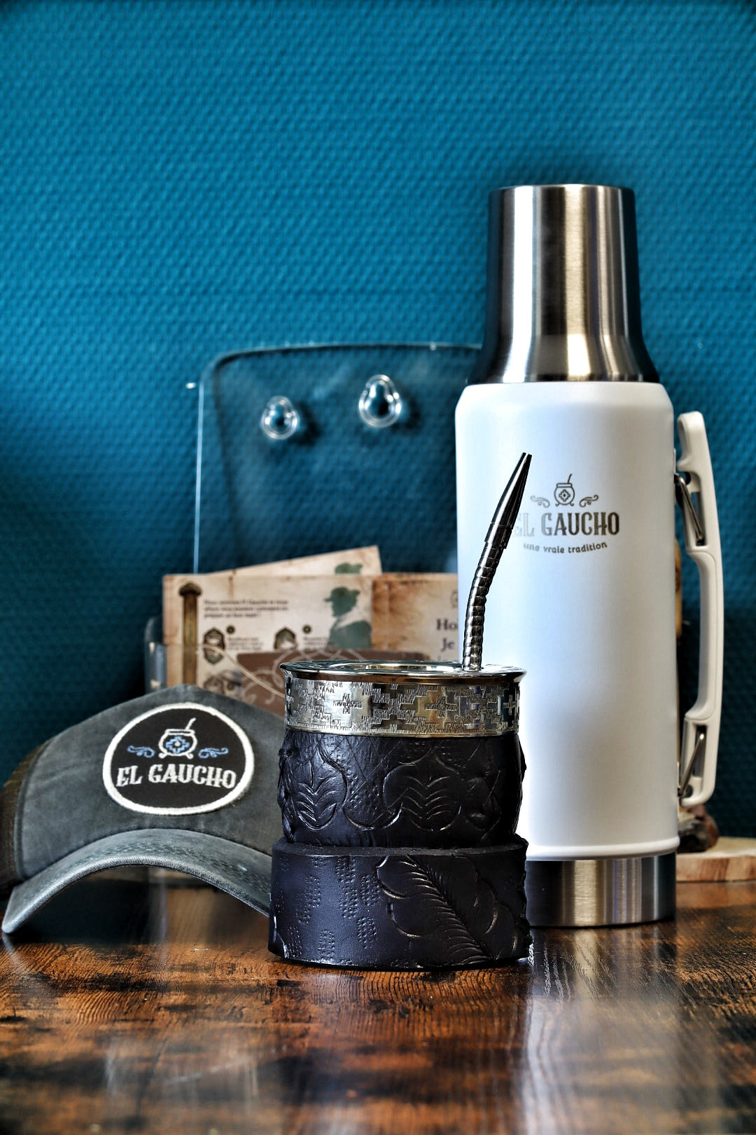 Combo Maté Impérial Floraison avec Thermo Gaucho blanc 1L, coffret maté artisanal d'Argentine