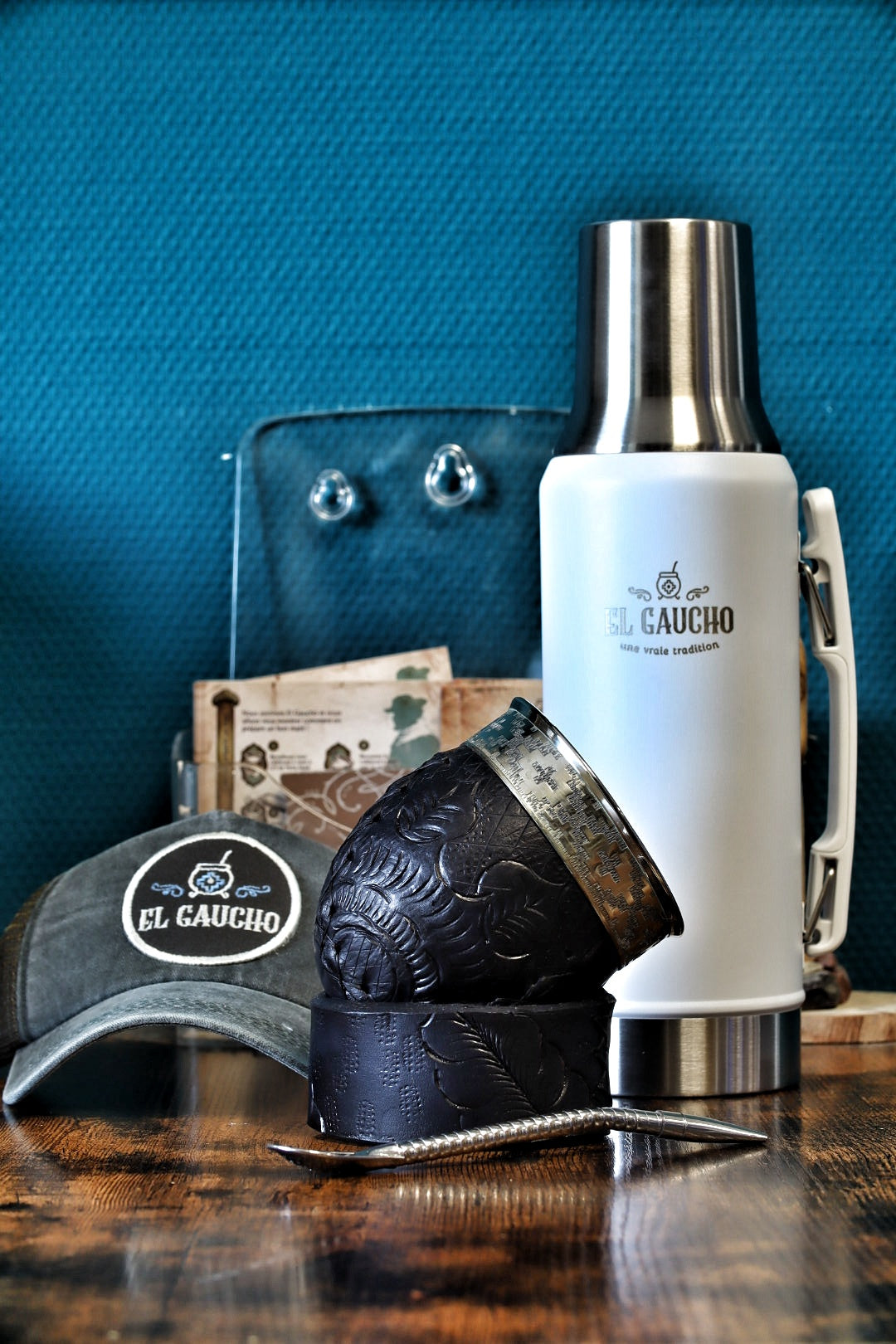 Combo Maté Impérial Floraison avec Thermo Gaucho blanc 1L, coffret maté artisanal d'Argentine