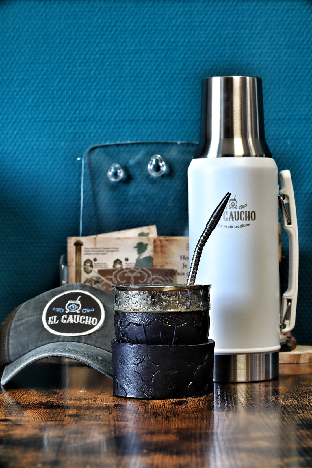 Combo Maté Impérial Feuillage avec Thermo Gaucho blanc 1L, coffret maté artisanal d'Argentine