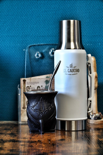 Combo Maté Camionero Uruguayen Motif C + Thermo Gaucho Blanc