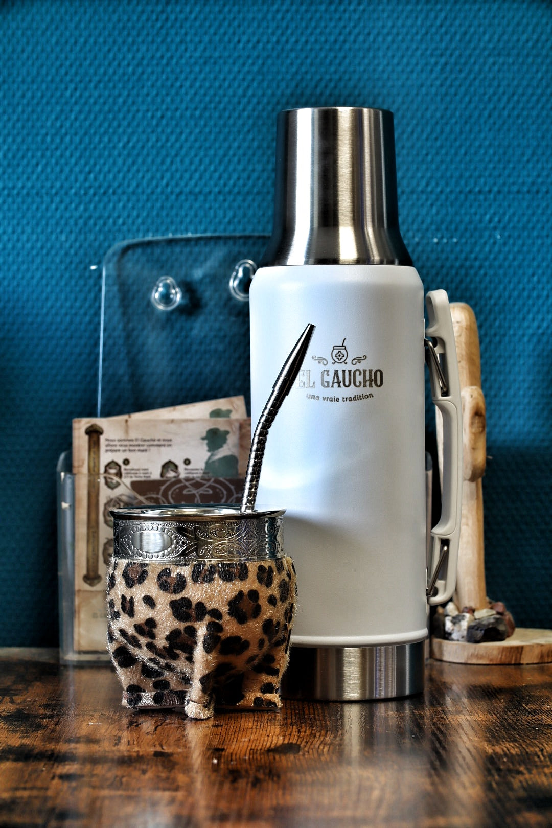 Combo Maté Impérial Animal Print cinta abstraite avec Thermo Gaucho blanc 1 litre
