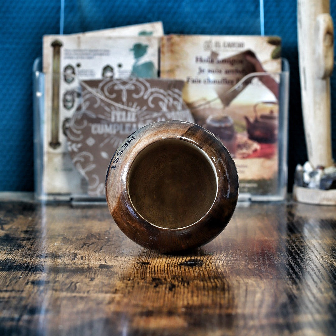 Mate en forme de trophée Coupe du Monde, bois d'algarrobo massif, édition limitée El Gaucho