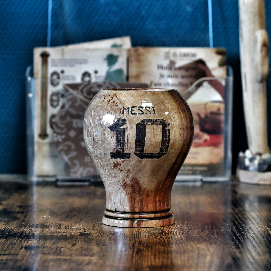 Base du mate Coupe du Monde en algarrobo artisanal