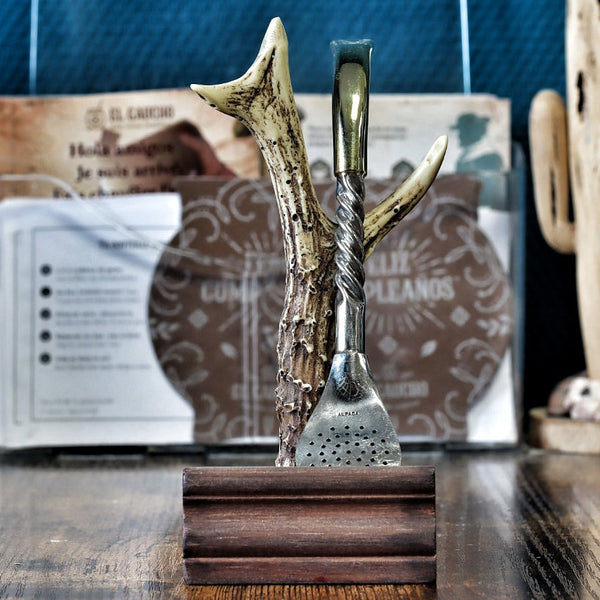 Bombillón Robuste « Espiral » — Alpaca & Bec Bronze, Pico de Loro 18 cm