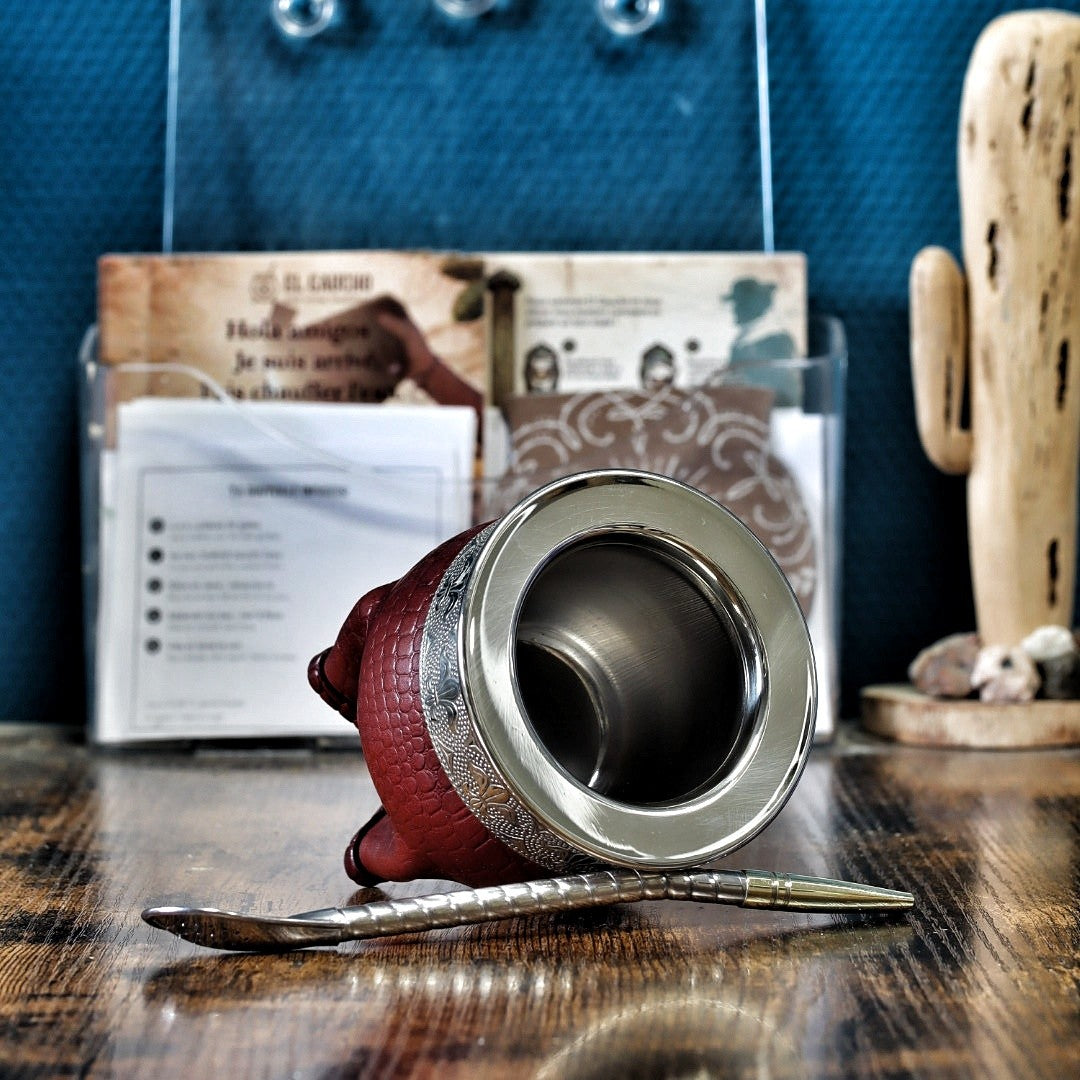 Maté Impérial Deluxe Croco Flor de Lys bordeaux, fleje Flor de Lys en alpaca — couché, intérieur en inox 304 double couche