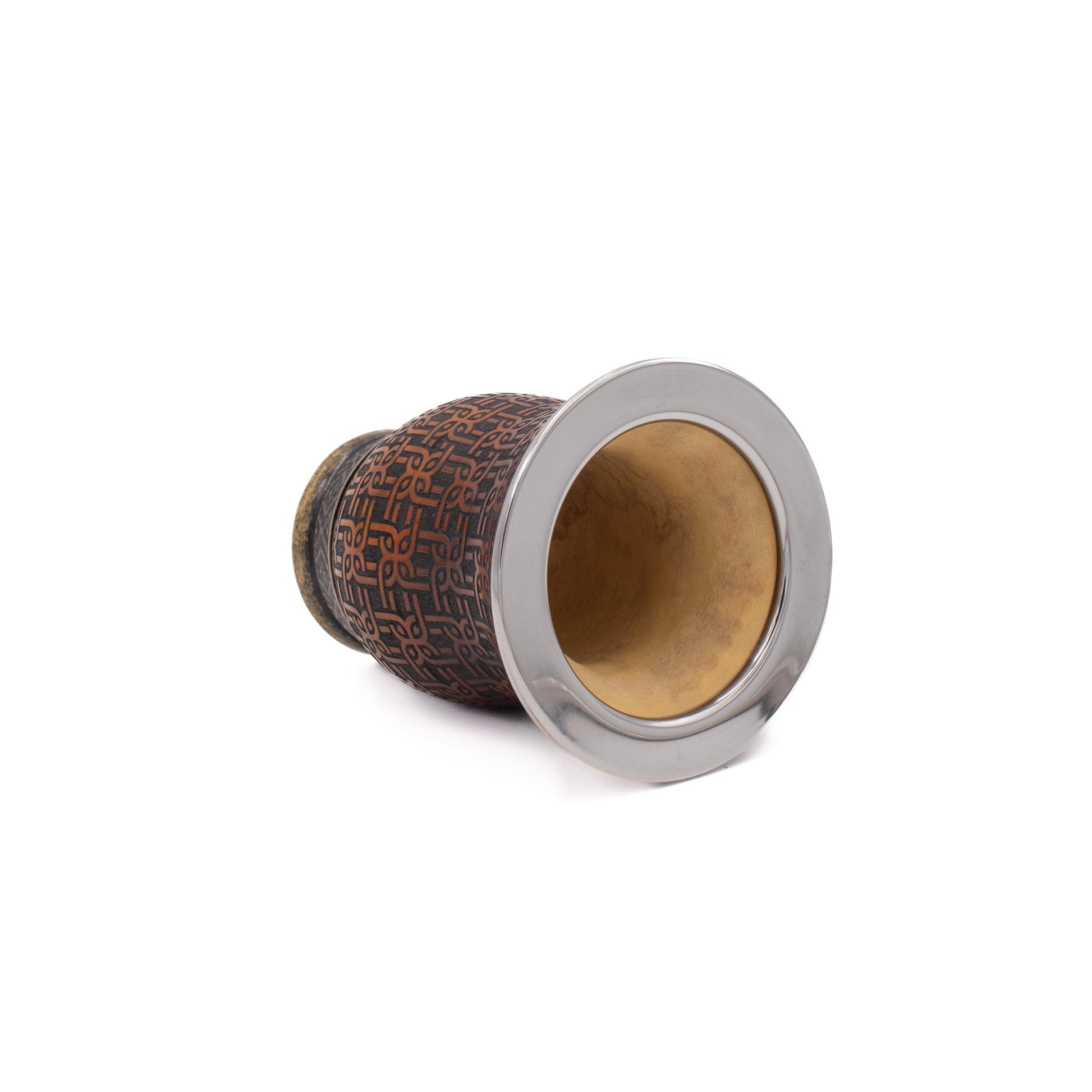 mate-camionero-grave-couche-interieur