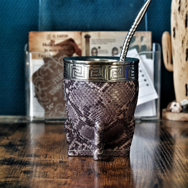 Maté Impérial Python Gris — Double Cuir & Cinta Grecque