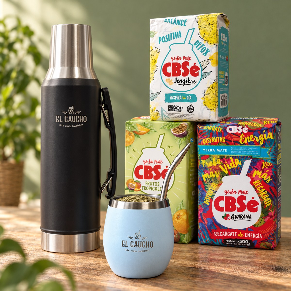 Pack Essentiel Maté : thermos noir et calebasse Gaucho Élite bleu ciel, 3 yerbas CBSé (Jengibre, Fruits Tropicaux, Energía Guaraná)
