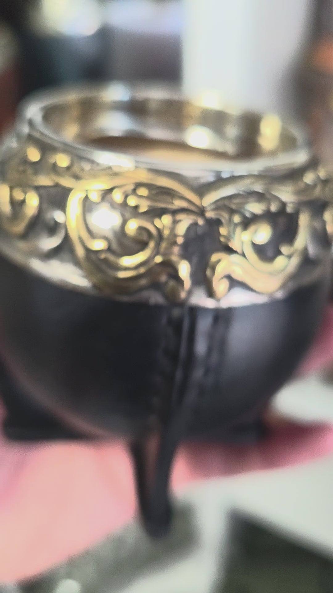 Maté Torpedo Bronze en Relief N°4 en vidéo, tourné à la main