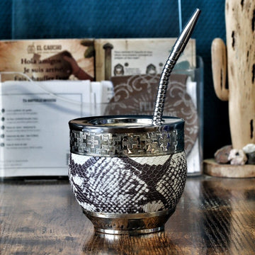 Maté Impérial Cuir Façon Serpent brun et crème, virole d'alpaca et cinta Pampa N°2, avec sa bombilla en acier inox