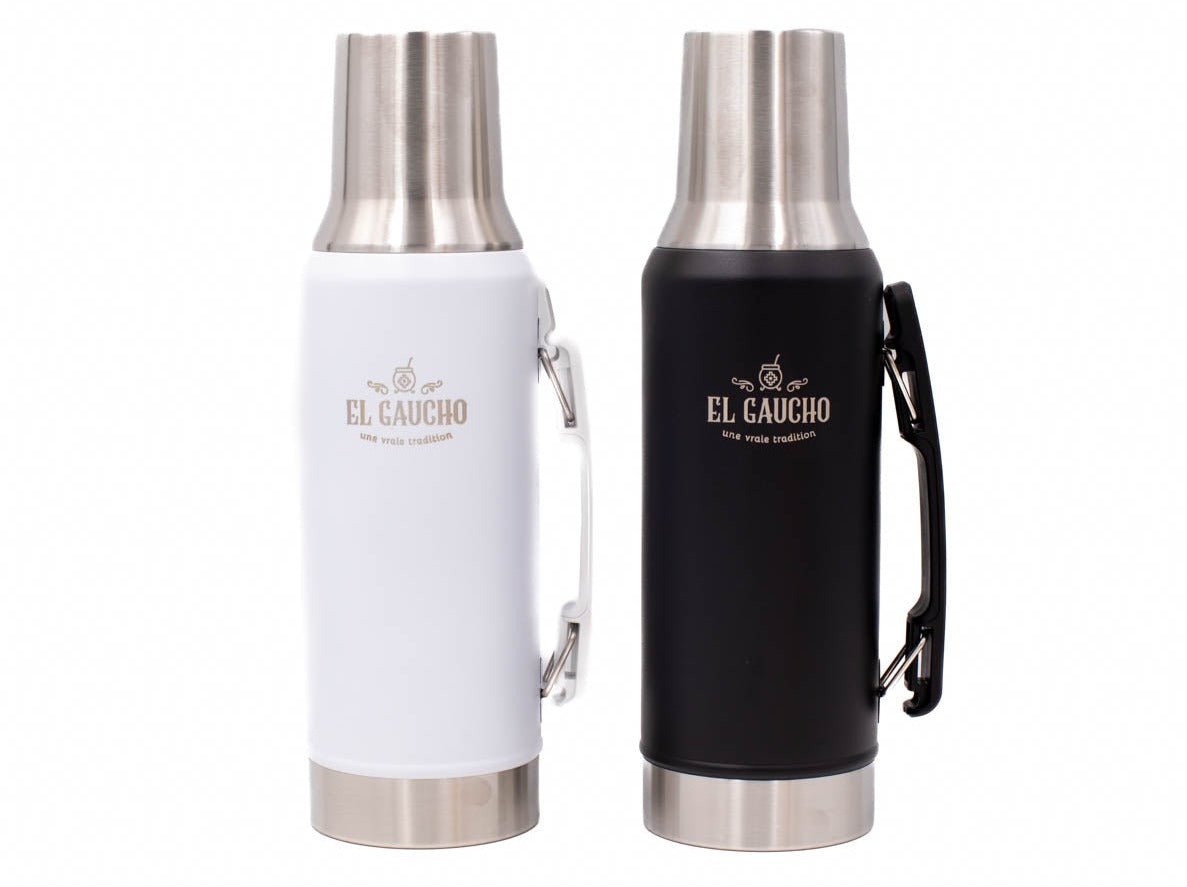 Thermos Gaucho Tradition blanc et noir 1,2 L avec anse et gobelet intégré.