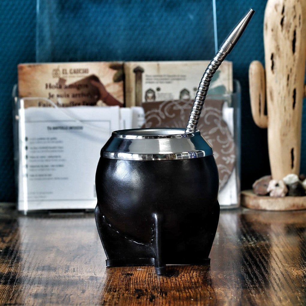 Maté Torpedo Deluxe en cuir lisse noir, virole acier, avec sa bombilla en acier inox